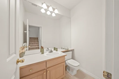Basement Recreation Room Photo of 6356 121 Street, Surrey, BC
