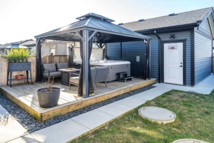Outdoor Kitchen Photo of 8689 Cedar Street, Mission, BC