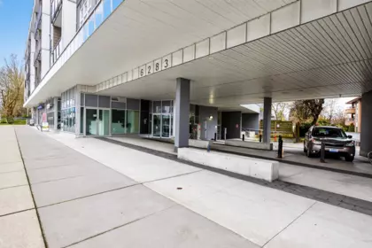 Garden / Landscaping Photo of 215 6283 Kingsway Avenue, Burnaby, BC