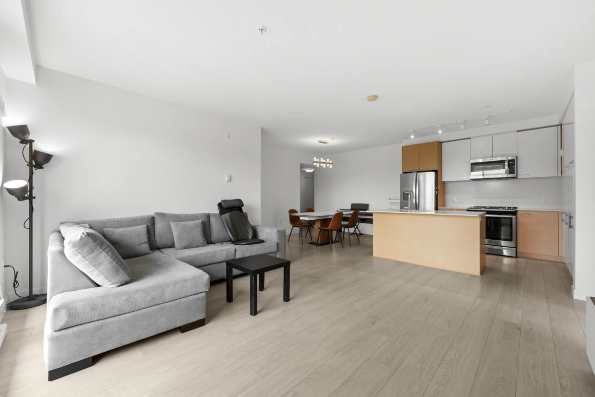 Dining Area Photo of 413 10581 140 Street, Surrey, BC