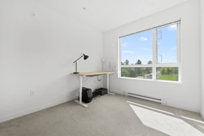 Office / Den Photo of 413 10581 140 Street, Surrey, BC