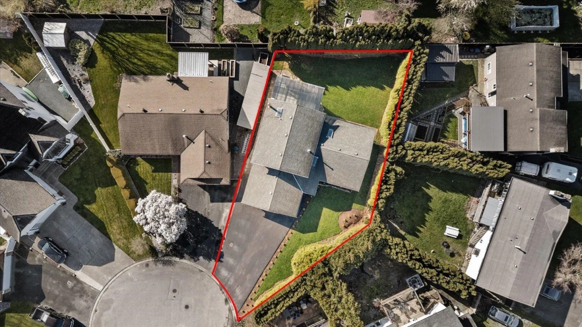 Exterior Rear Photo of 6425 Swanson Street, Chilliwack, BC