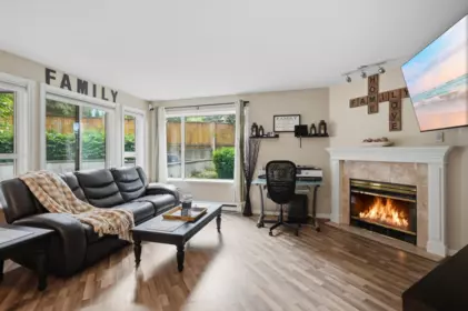 108 2575 Ware Street, Abbotsford, BC, Abbotsford — Apartment/Condo for sale