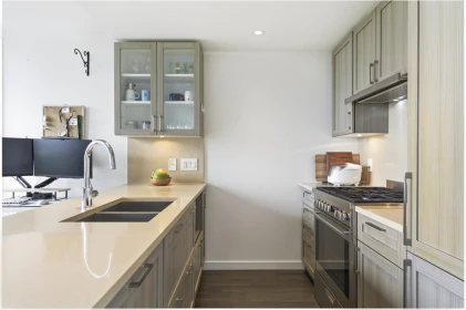 Kitchen Island Photo of 1104 5665 Boundary Road, Vancouver, BC