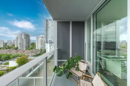 Powder Room Photo of 1104 5665 Boundary Road, Vancouver, BC