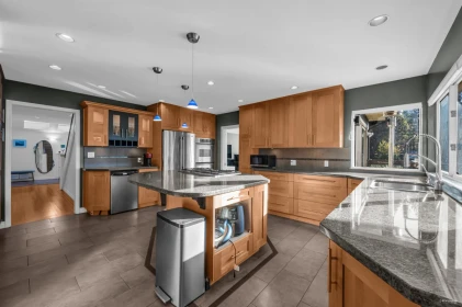 Kitchen Island Photo of 310 Macbeth Crescent, West Vancouver, BC