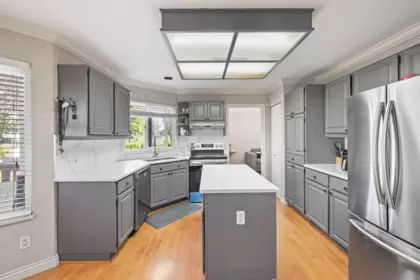 Breakfast Nook Photo of 6960 143a Street, Surrey, BC