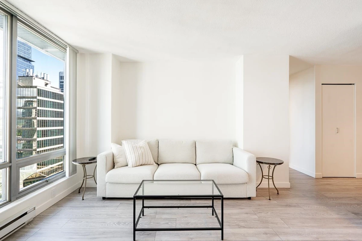 Dining Area Photo of 1803 1200 W Georgia Street, Vancouver, BC