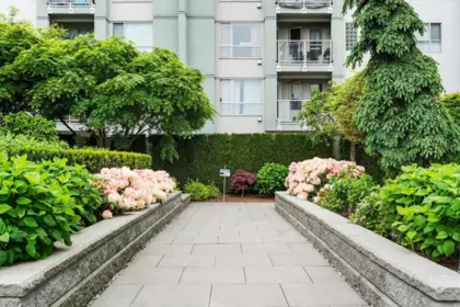 Garden / Landscaping Photo of 301 2555 Ware Street, Abbotsford, BC