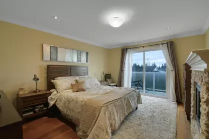 Office / Den Photo of 1050 Parker Street, White Rock, BC