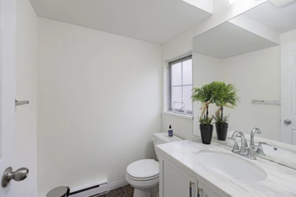 Walk-In Closet Photo of 6 6262 Ash Street, Vancouver, BC