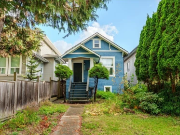 1016 Tenth Avenue, New Westminster, BC, New Westminster — Single Family Residence for sale