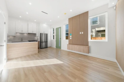 Kitchen Photo of 1 3583 Haida Street, Vancouver, BC