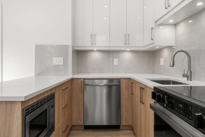 Loft / Bonus Room Photo of 1 3583 Haida Street, Vancouver, BC
