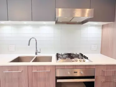 Kitchen Photo of 522 2220 Kingsway, Vancouver, BC