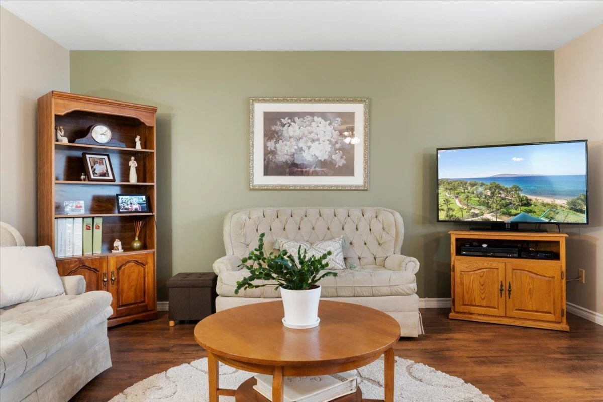 Living Room Photo of 35 7455 Huron Street, Chilliwack, BC