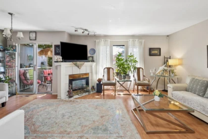 Kitchen Photo of TH28 2590 Panorama Drive, Coquitlam, BC