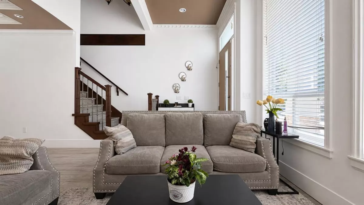 Family Room Photo of 12579 66 Avenue, Surrey, BC
