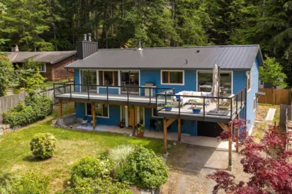 Community Amenities Photo (Clubhouse) of 1569 Whitesails Drive, Bowen Island, BC