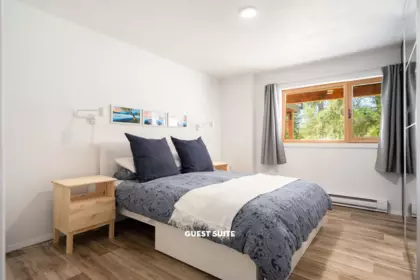 Hot Tub / Spa Photo of 1569 Whitesails Drive, Bowen Island, BC