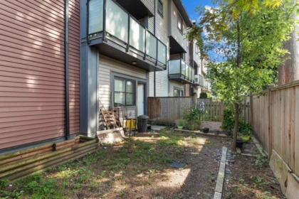 Garden / Landscaping Photo of 5 45608 Bernard Avenue, Chilliwack, BC