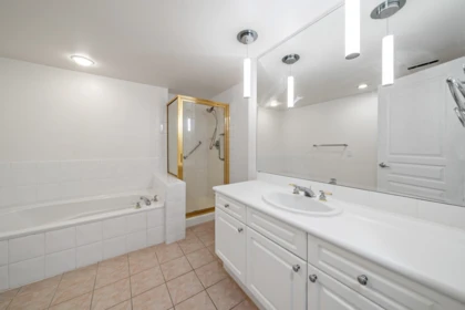 Loft / Bonus Room Photo of 303 15466 North Bluff Road, White Rock, BC