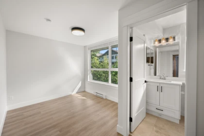 Entry Foyer Photo of 8 20926 83 Avenue, Langley, BC