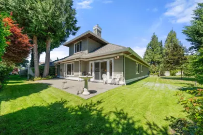 Front Yard Photo of 3 1881 144 Street, Surrey, BC