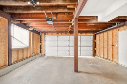 Swimming Pool Photo of 2463 Galt Street, Vancouver, BC