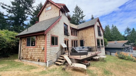 234 Mariners Way, Mayne Island, BC, Mayne Island — Single Family Residence for sale