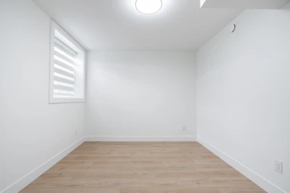 Hallway Photo of 102 957 Edgar Avenue, Coquitlam, BC