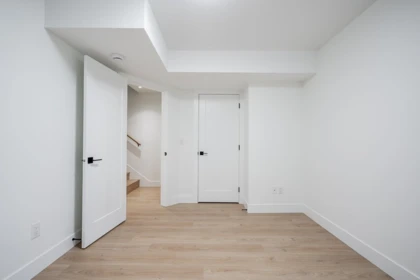 Staircase Photo of 102 957 Edgar Avenue, Coquitlam, BC