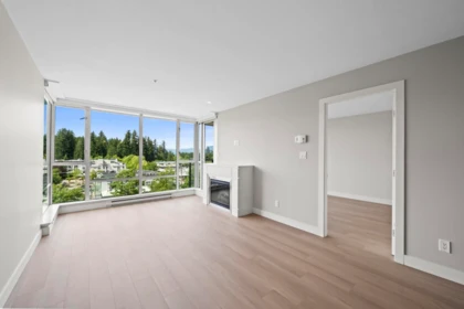 Kitchen Photo of 604 12079 Harris Road, Pitt Meadows, BC