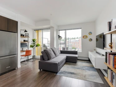 411 417 Great Northern Way, Vancouver, BC, Vancouver — Apartment/Condo for sale