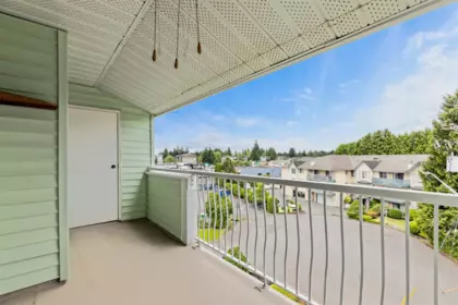 Basement Recreation Room Photo of 316 31850 Union Avenue, Abbotsford, BC