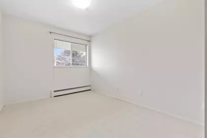 Powder Room Photo of 316 31850 Union Avenue, Abbotsford, BC