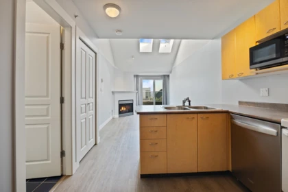 Breakfast Nook Photo of 403 3939 Hastings Street, Burnaby, BC