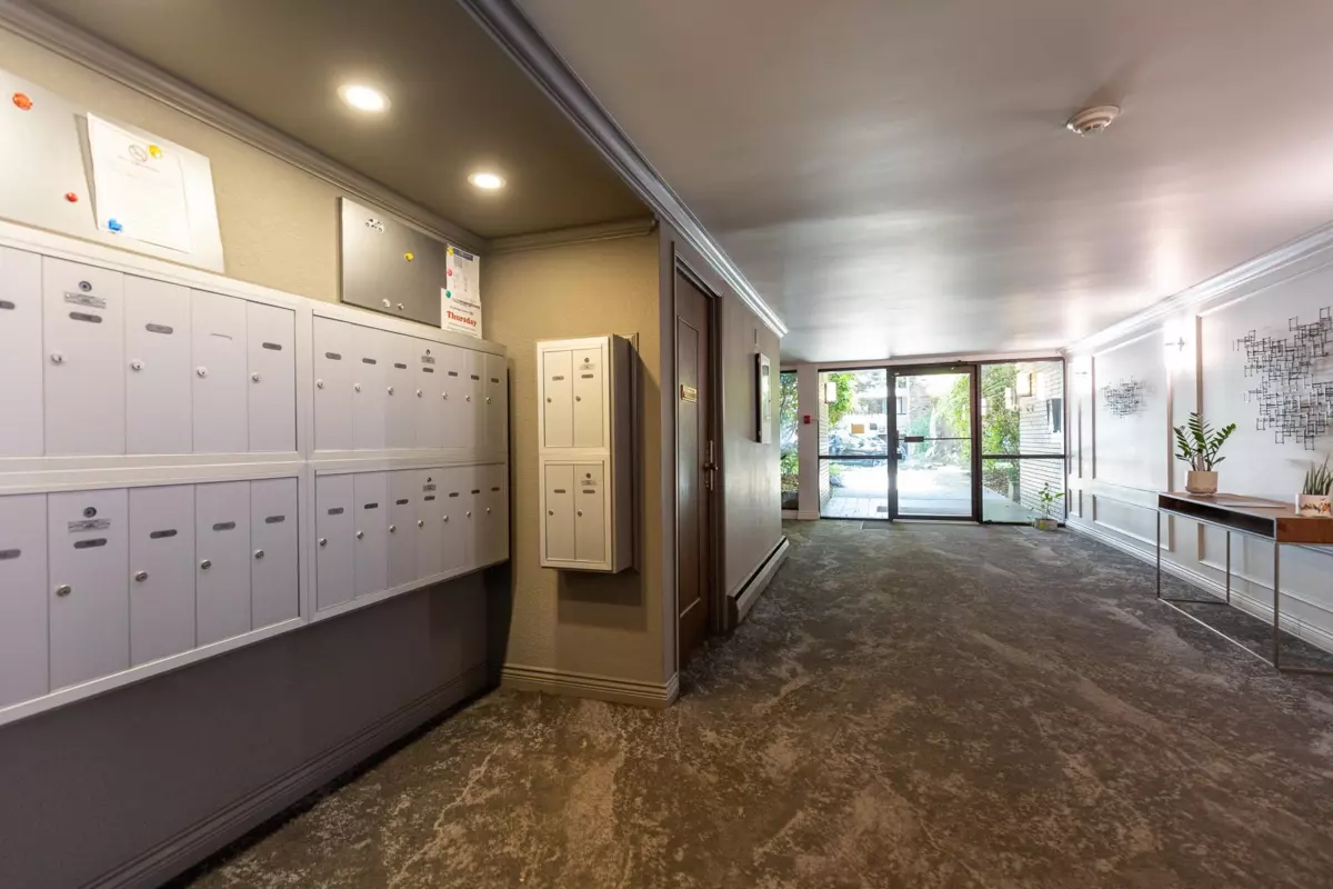 Family Room Photo of 310 1710 W 13th Avenue, Vancouver, BC