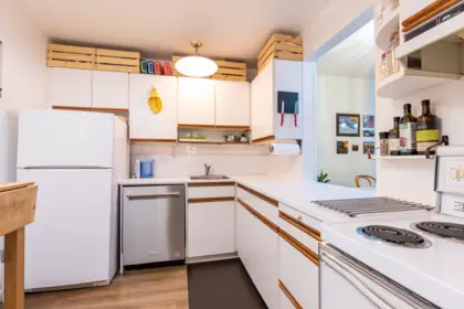 Kitchen Photo of 310 1710 W 13th Avenue, Vancouver, BC