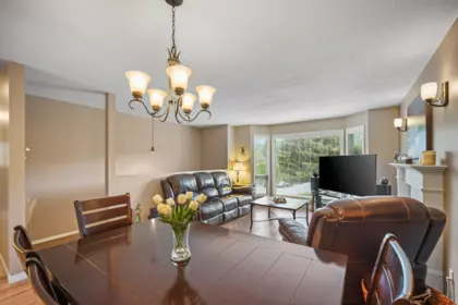 Breakfast Nook Photo of 3669 Bulkley Street, Abbotsford, BC