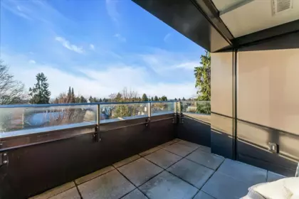 Kitchen Island Photo of 607 1571 W 57th Avenue, Vancouver, BC