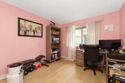 Powder Room Photo of 2635 Panorama Drive, Coquitlam, BC