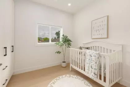 Basement Recreation Room Photo of 1 3633 Turner Street, Vancouver, BC