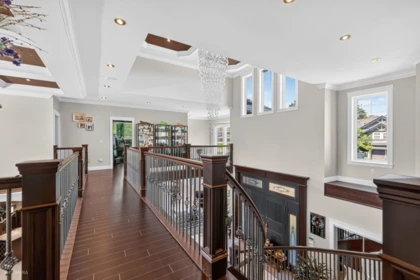 Basement Recreation Room Photo of 16452 93a Avenue, Surrey, BC