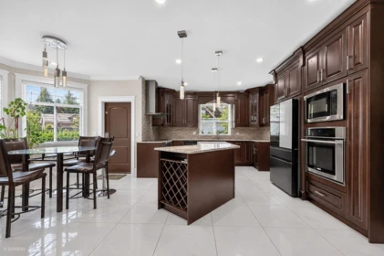 Breakfast Nook Photo of 16452 93a Avenue, Surrey, BC
