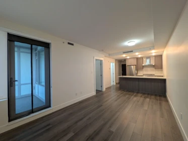 318 10788 No. 5 Road, Richmond, BC, Richmond — Apartment/Condo for sale