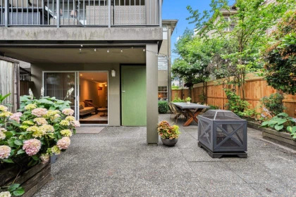 104 925 W 15th Avenue, Vancouver, BC, Vancouver — Apartment/Condo for sale