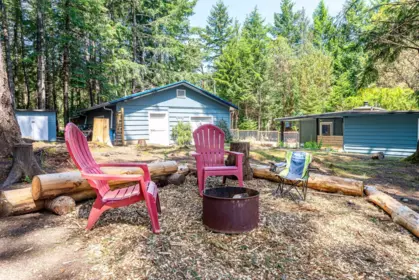 Kitchen Photo of 531 Arbutus Drive, Mayne Island, BC
