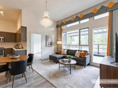 405 15628 104 Avenue, Surrey, BC