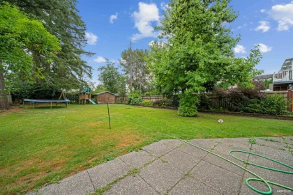 Swimming Pool Photo of 12142 227 Street, Maple Ridge, BC
